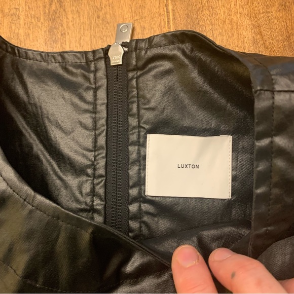 Luxton, waterproof tee - Picture 2 of 5